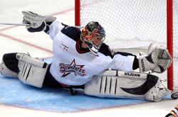 孙铭徽复出首秀出彩，辽宁男篮主场险胜利雅得新月，豪取11连胜